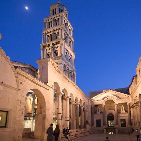 48 Rooms Split Bagian luar foto