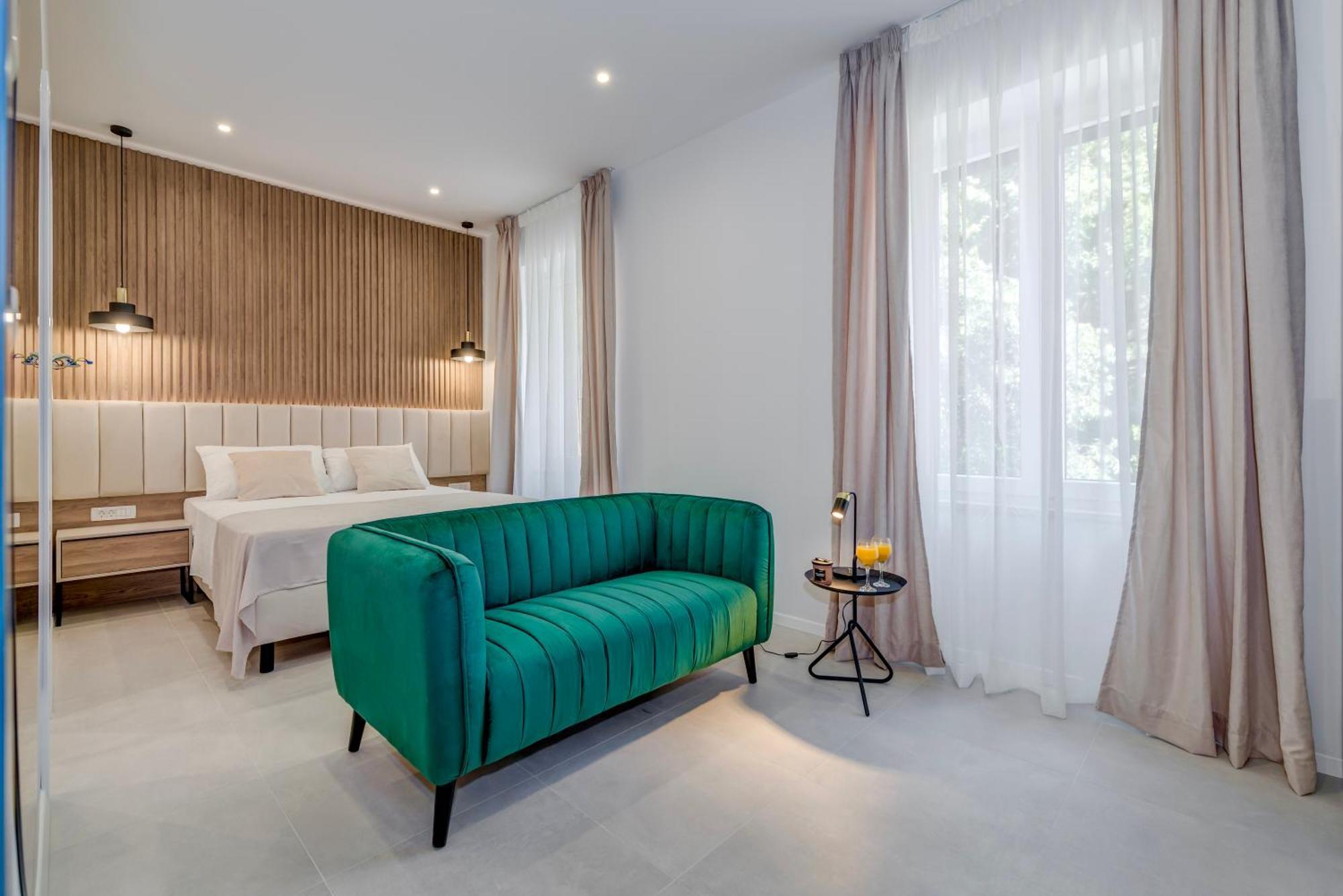 48 Rooms Split Bagian luar foto