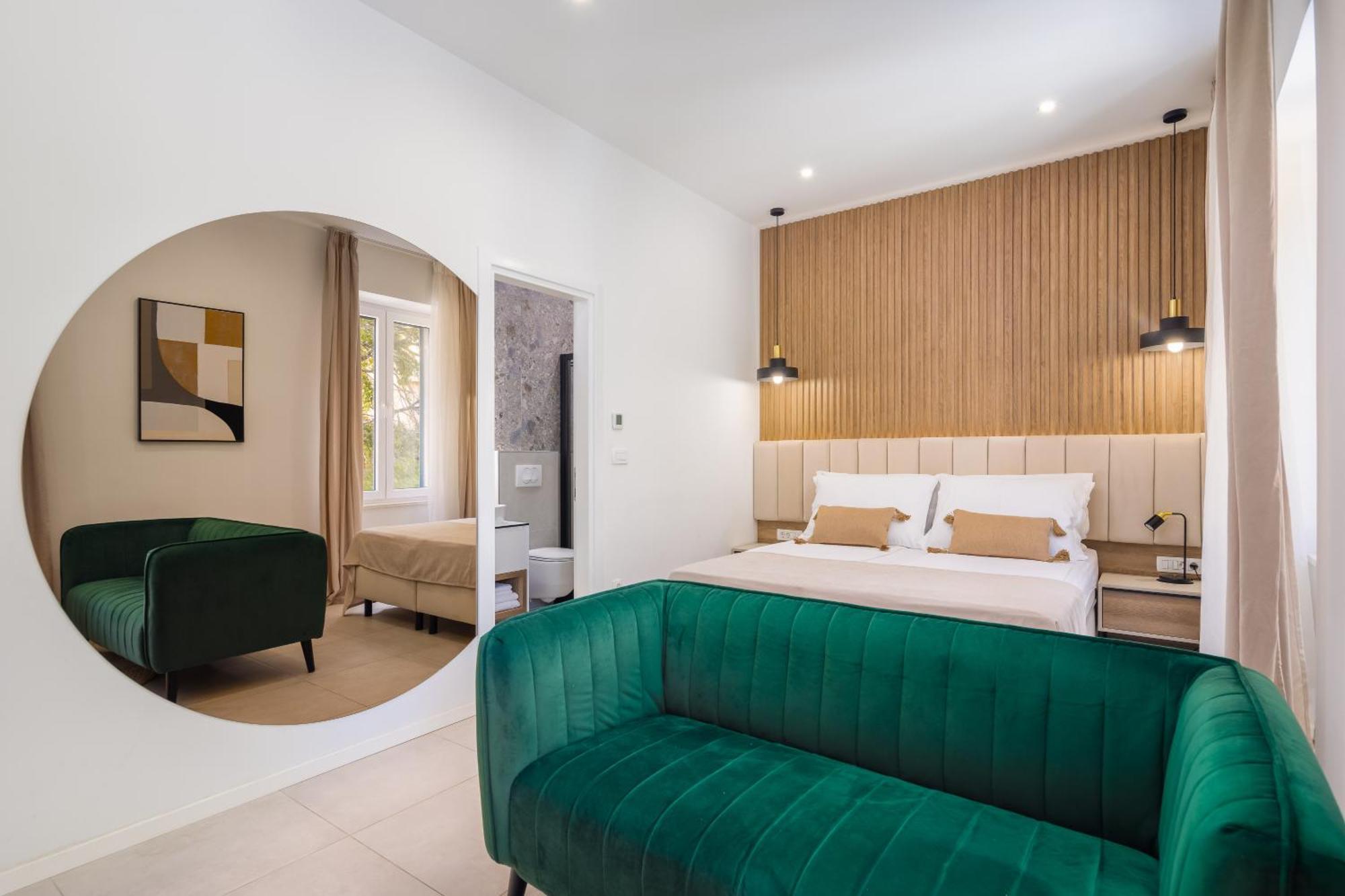48 Rooms Split Bagian luar foto
